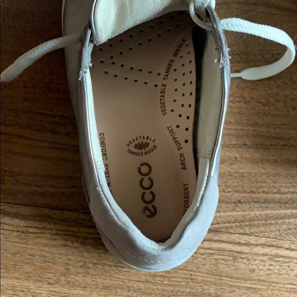 Ecco silver sneaker - Picture 7 of 8